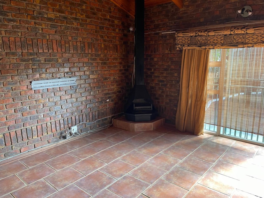 4 Bedroom Property for Sale in Riebeeckstad Free State